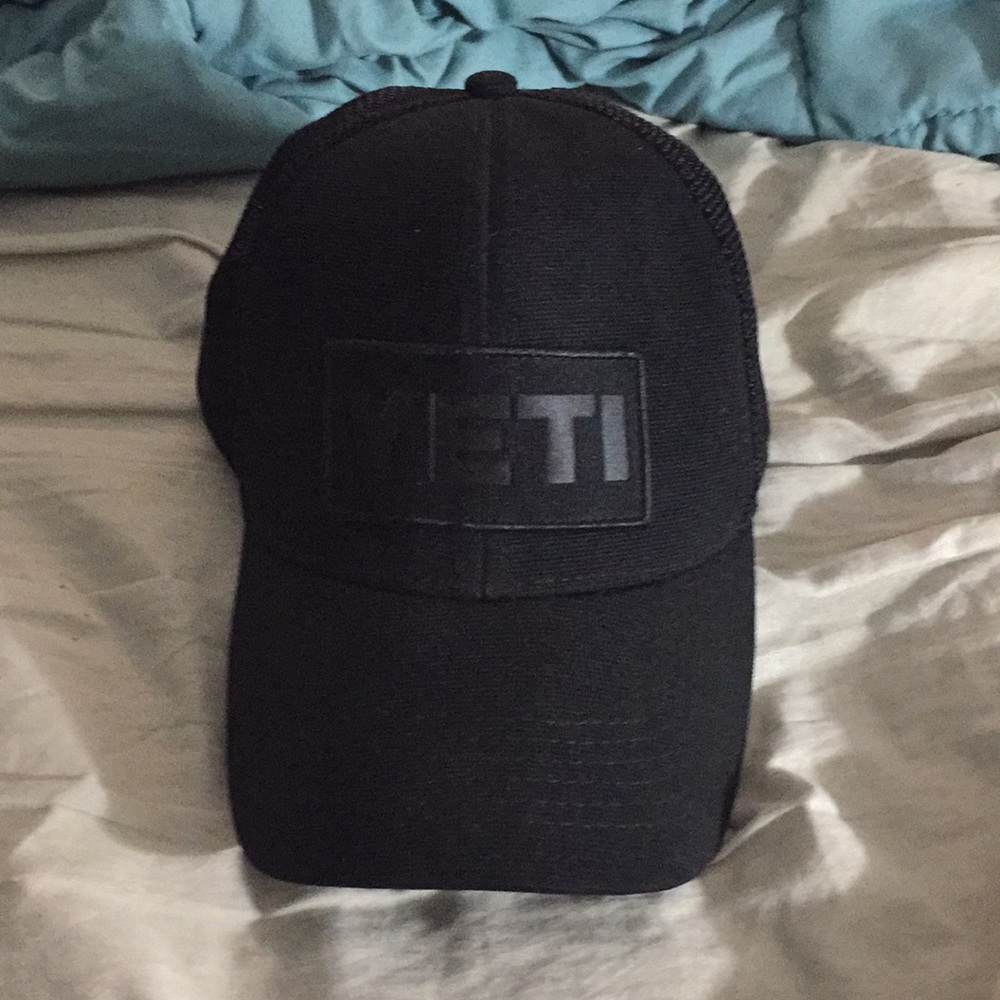 Yeti hat